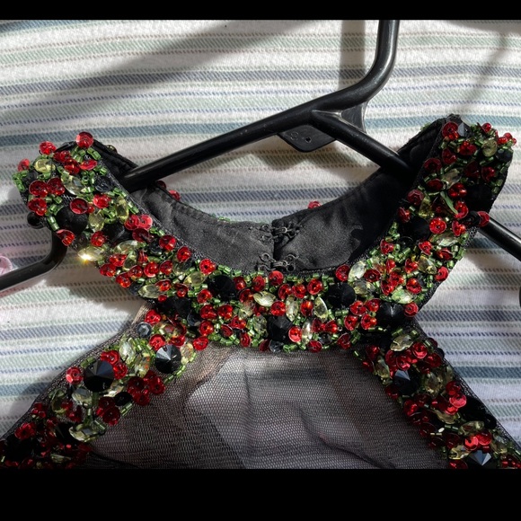 Black Floral Ball Gown Size 4 - Picture 6 of 15